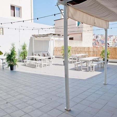 Appartamento Garden Patio 1B - 1 Bdr With Terrace Lisbona Esterno foto