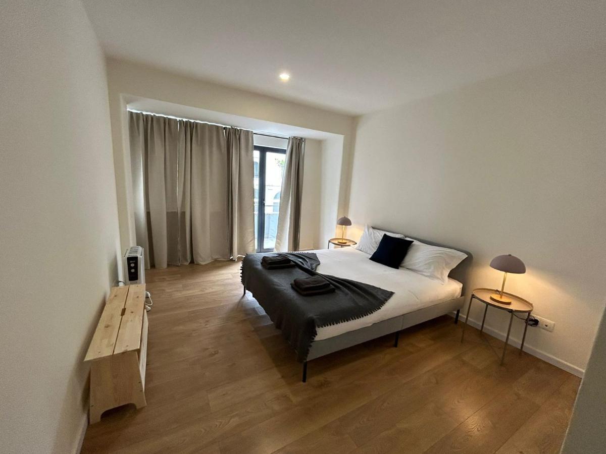 Appartamento Garden Patio 1B - 1 Bdr With Terrace Lisbona Esterno foto