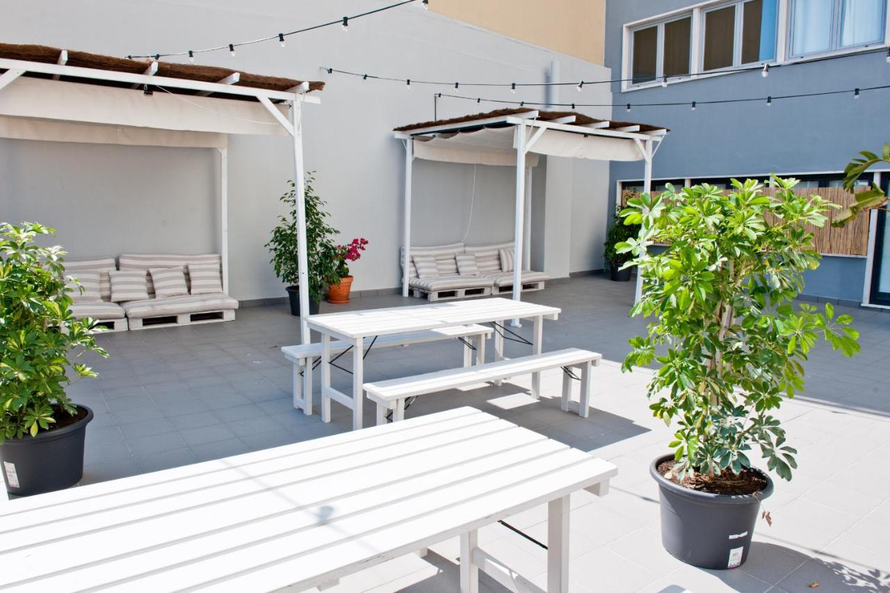 Appartamento Garden Patio 1B - 1 Bdr With Terrace Lisbona Esterno foto